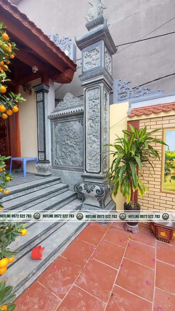 Cột trụ đồng đá chạm khắc tinh xảo, chuẩn phong thủy tại làng nghề Ninh Vân 20+ năm kinh nghiệm. Tư vấn thiết kế miễn phí – gọi 0972 522 783.