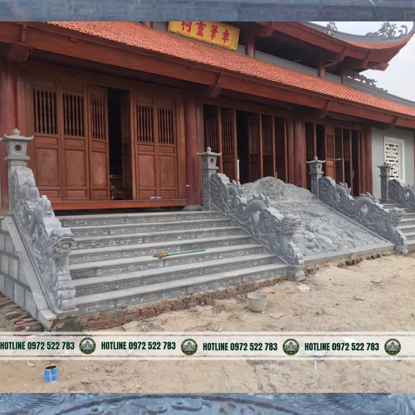 Rồng Bậc Đá – Linh Vật Trấn Giữ Bậc Thềm Nhà Thờ Họ, Đình Chùa
