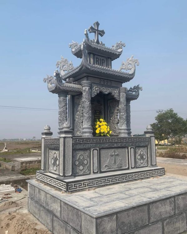 Mộ Đá Công Giáo – Trang Nghiêm, Thanh Thoát Theo Đức Tin Thiên Chúa