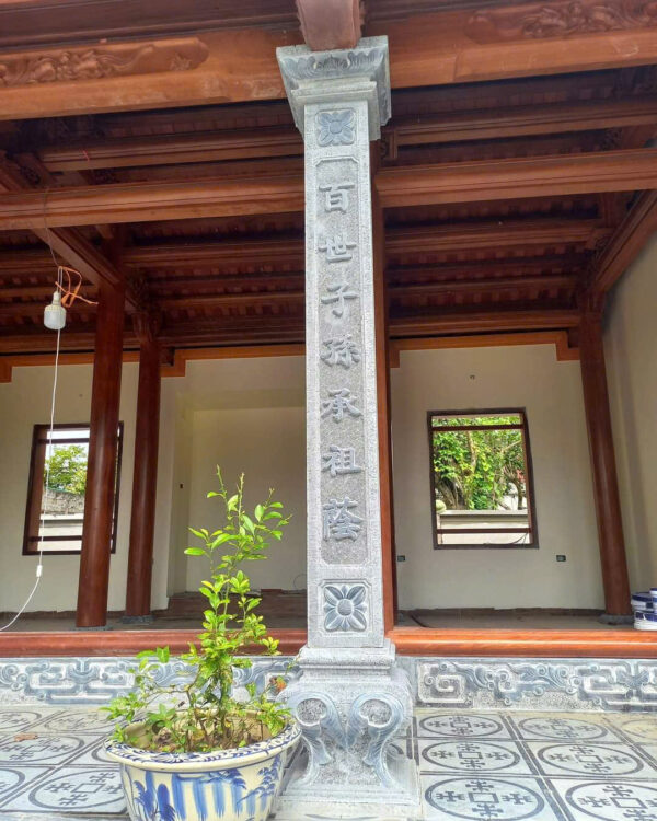 Cột Đá Hiên – Trụ Đỡ Vững Chãi Cho Hiên Nhà Thờ Họ, Từ Đường